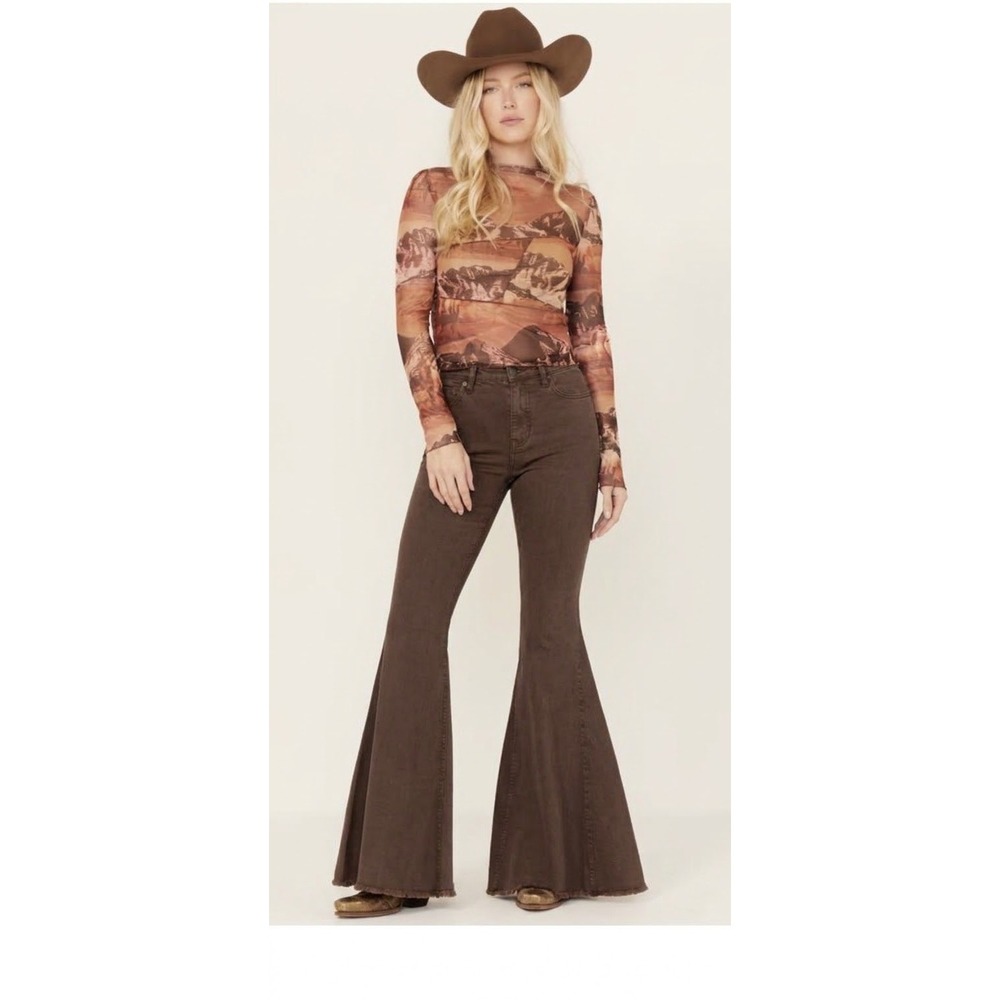 Shyanne Women Brown Java High Rise Extreme Flare Bell Bottom Jeans NWT 32/34
